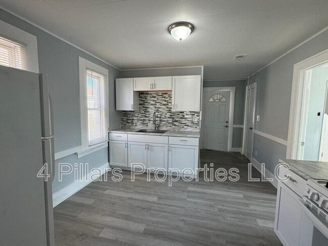 Photo - 1115 W 150th St Unidad 2nd Floor