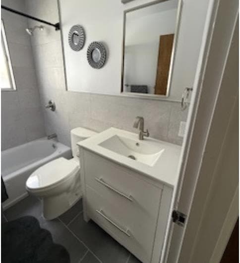 Photo - 750 Bacon St