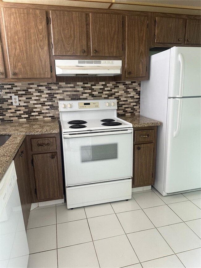 Photo - 8110 Sunrise Lakes Blvd Rental
