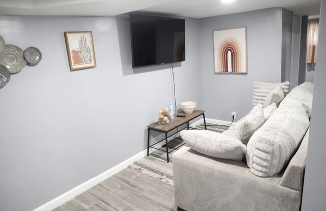 Photo - 108 N Oraton Pkwy Unidad Basement