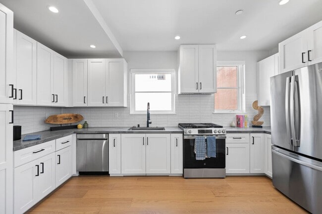 Building Photo - 693 Sutter St Unit 601 Rental