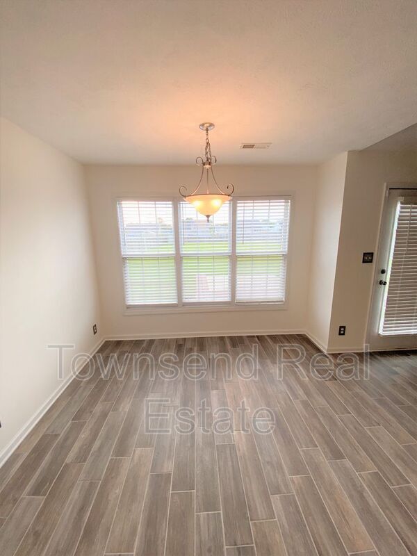 Photo - 376 Tennessee Walker Dr