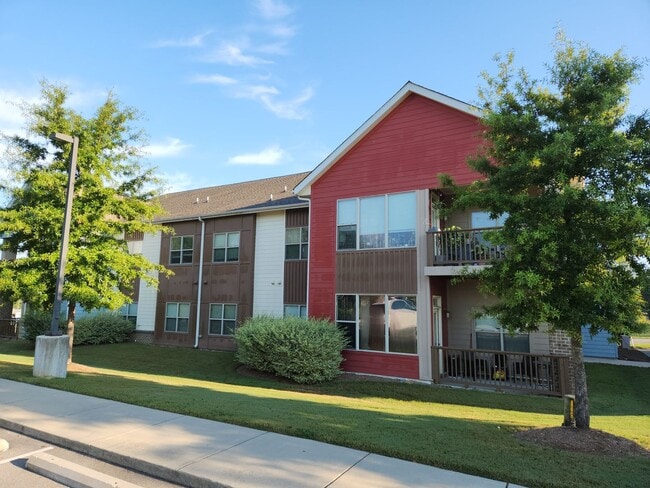 Building Photo - 2 Bedroom 2 Bath for rent Unit 102