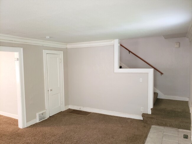 Photo - 5524 Woodland Ave