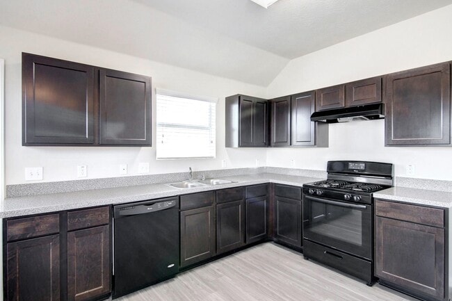 12724 Rio Lindo St