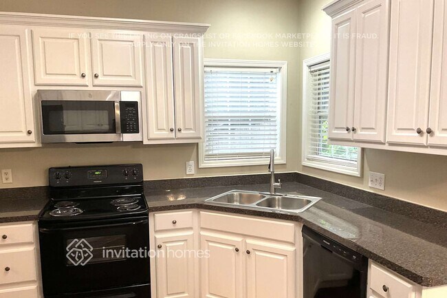 Photo - 510 Towne Ridge Way