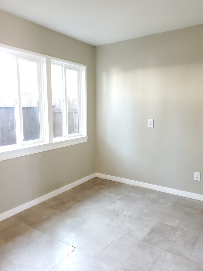 Photo - 3620 Bickerstaff Rd