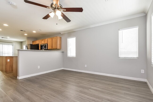 Photo - 9526 Grandview Spring Ave