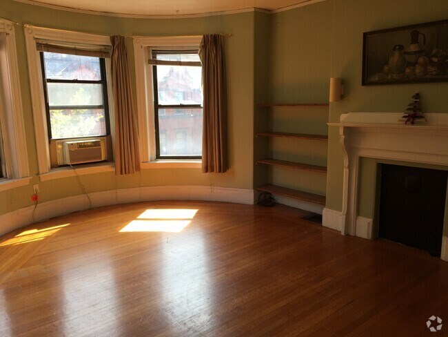 Building Photo - 429 Marlborough St Unit 3B Rental