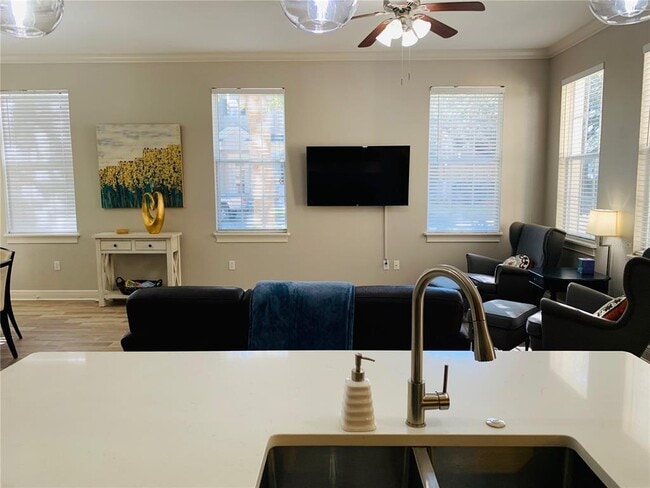 Photo - 1400 Lake Baldwin Ln