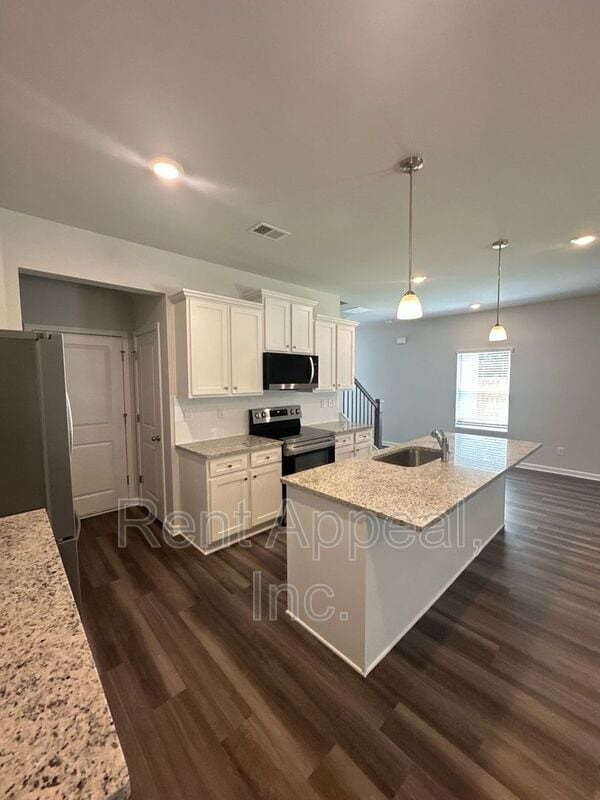 Photo - 383 Lanier Cir