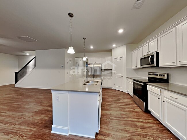 Photo - 130 Alaina Ct