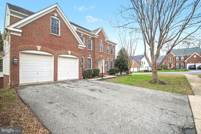 Building Photo - 4619 Beaufont Spring Ct