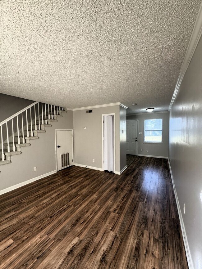 Photo - Move-In Special!! 1/2 Off First Month's Re... Apartamento Unidad D