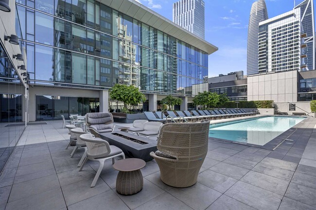 399 Fremont