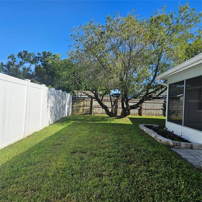 Photo - 6008 Firefly Ln