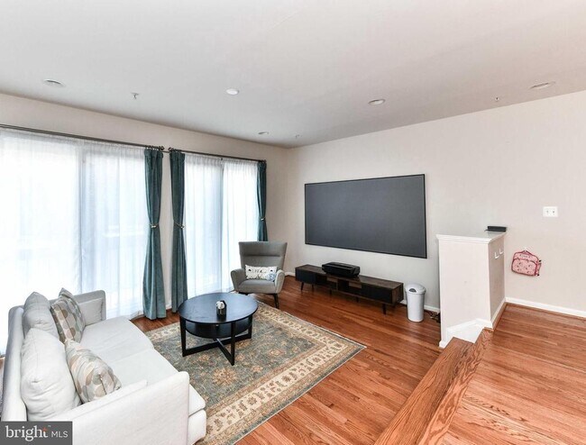 Photo - 3125 Blue Barn Way