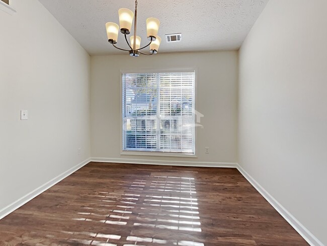 Photo - 2117 Steffi Ln NW