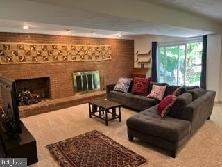 Photo - 7013 Whittier Blvd