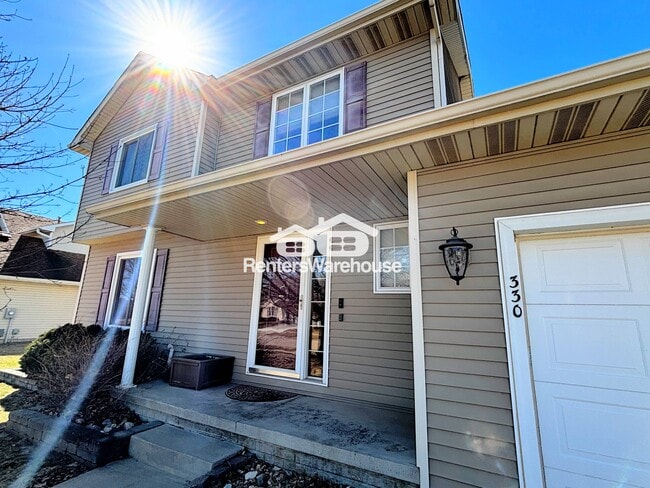 Photo - 330 NE Cardinal Ln