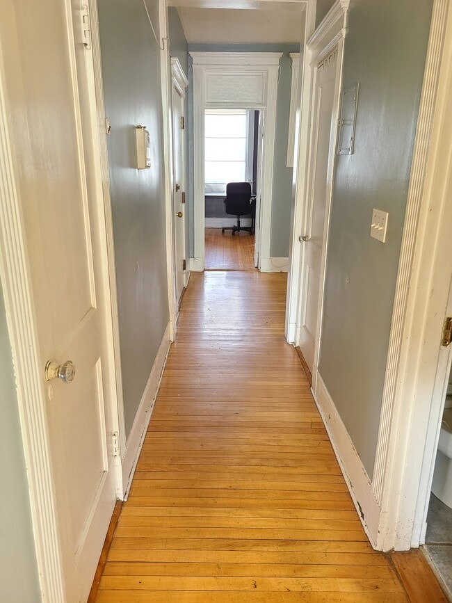 30 Glenville Ave Unit 3
