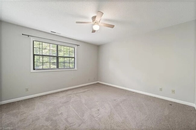 Photo - 1903 Malone Rd