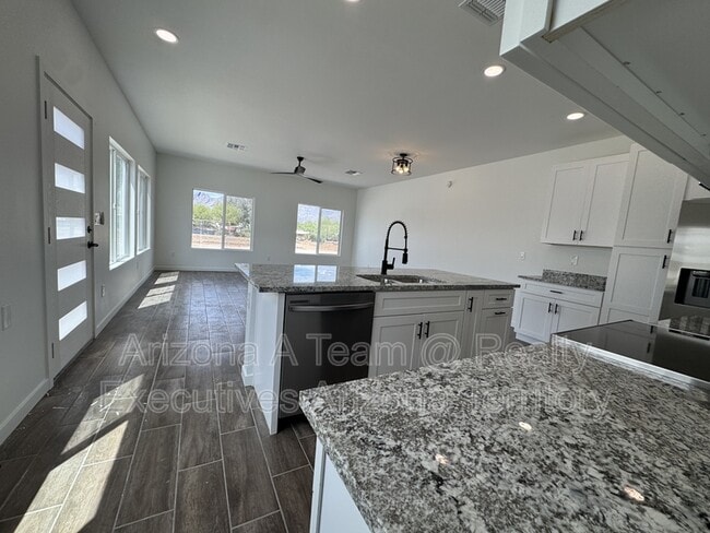 Photo - PM2: 2126 North Ralph Avenue