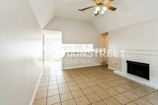 Photo - 3 Bedroom Pet-Friendly Home in MEMPHIS, TN with Main Street Renewal