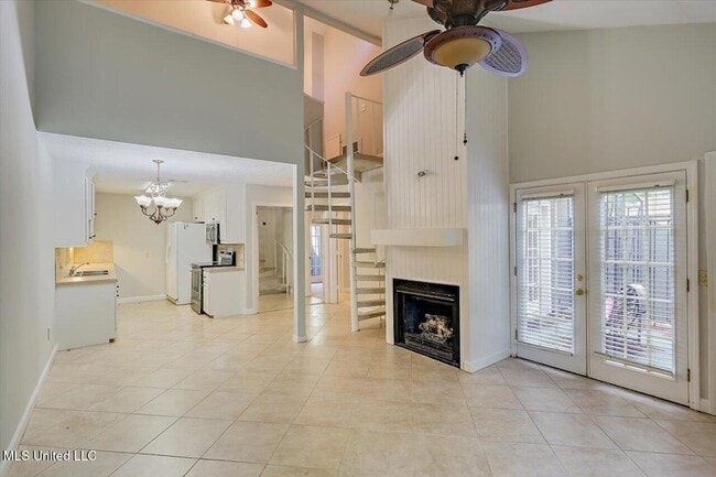 Photo - 200 Woodgreen Dr Unit 2