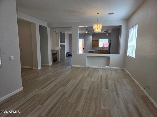 13426 W Jacobson Dr