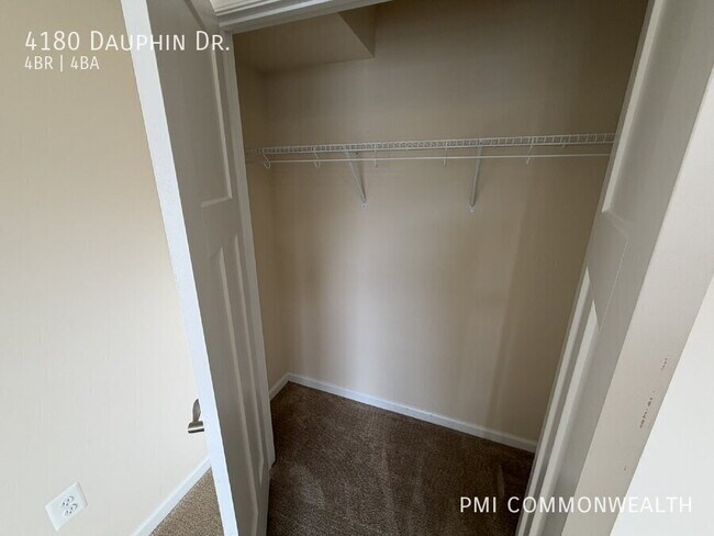 Photo - 4180 Dauphin Dr