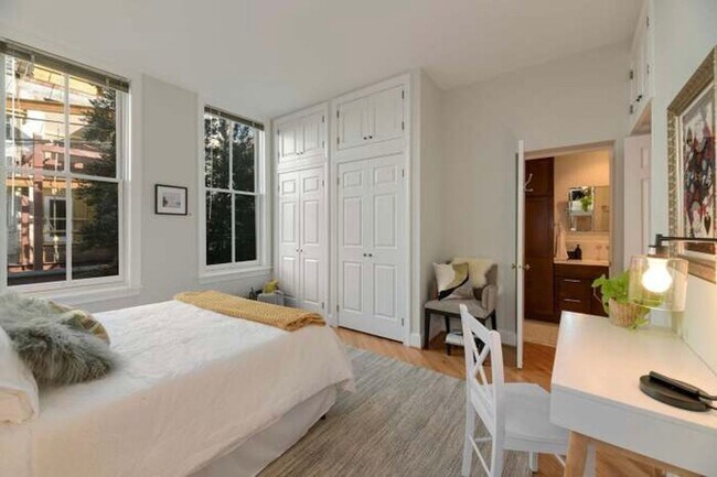 Photo - 2115 S Street NW #2B