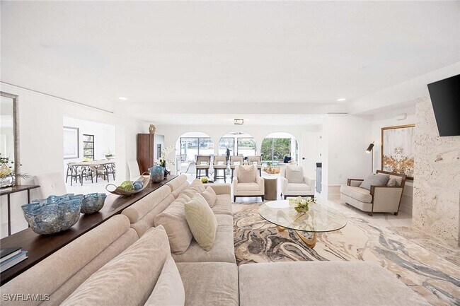 Photo - 4455 Gordon Dr