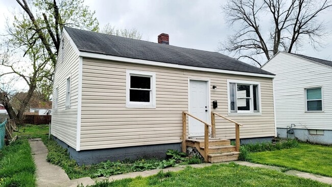 Building Photo - 529 S Kenmore St Rental