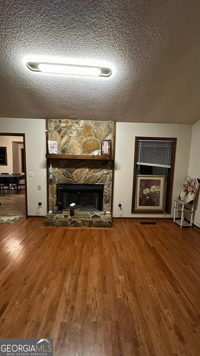 Photo - 3966 N Indian Cir NW