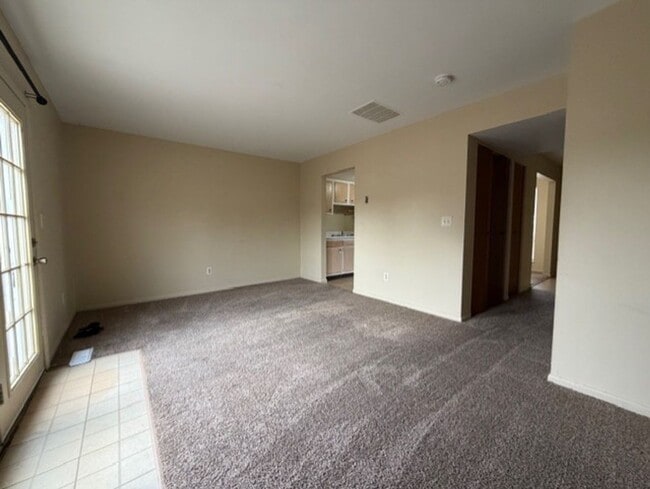 Photo - 6881-6887-6887 Emerald Ave Unit 6883