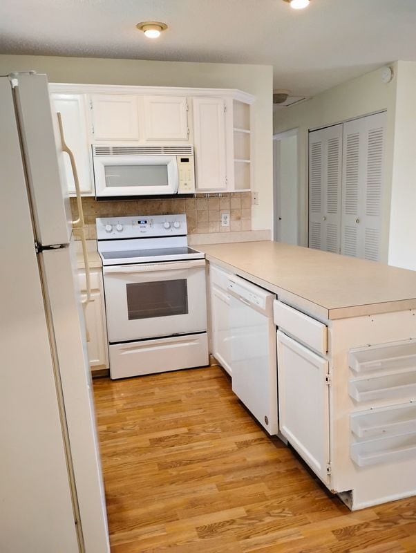 Photo - 4973 91st Ave Unit 12 (C)