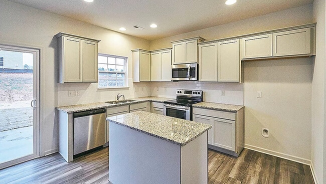 Room in House on N Great White Way