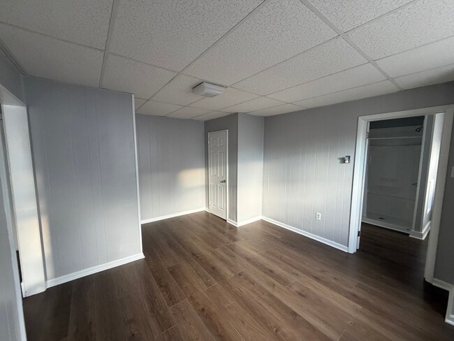 Photo - 300-306 W Main St