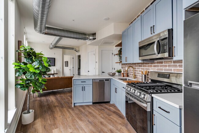 Photo - Fishtown Flatiron