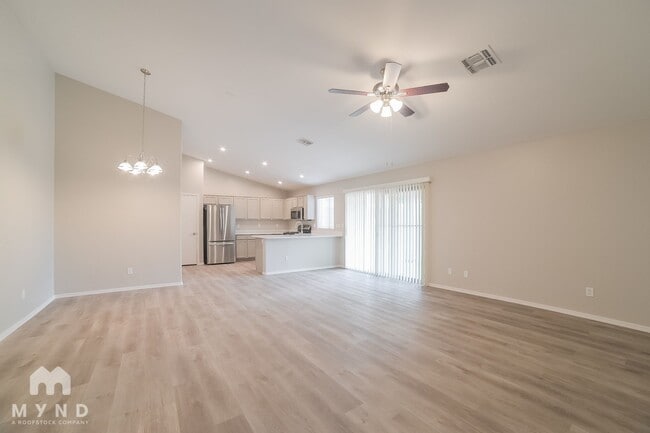 Photo - 2236 S 82nd Ln