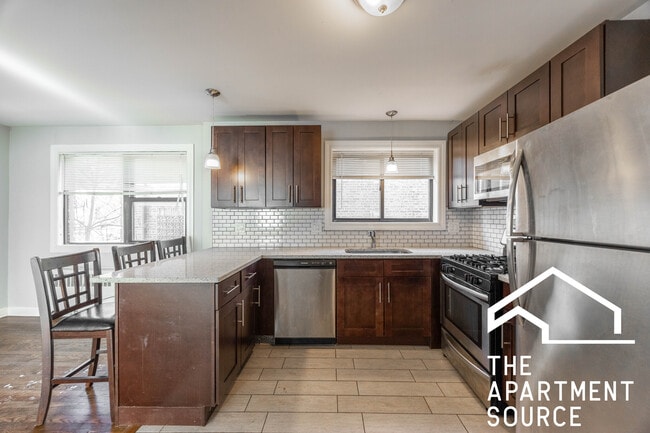 Photo - 6807 N Ridge Blvd Unit 101