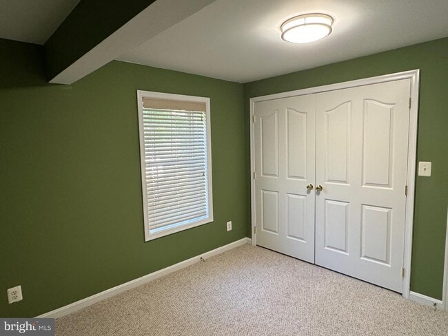 12740 Great Ln