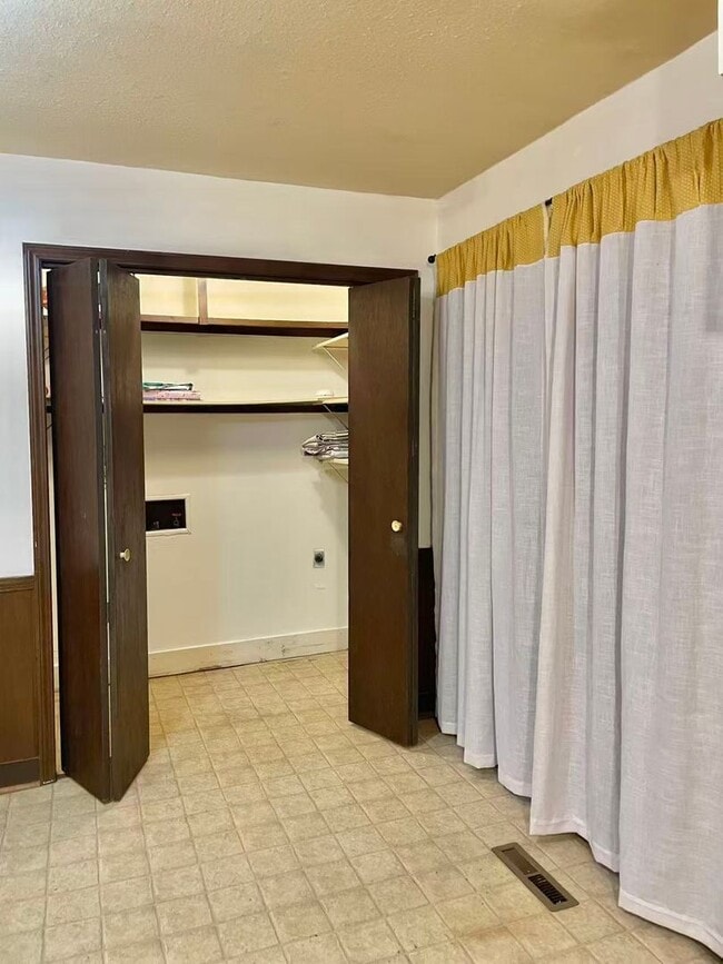 Photo - Cute house north Springfield