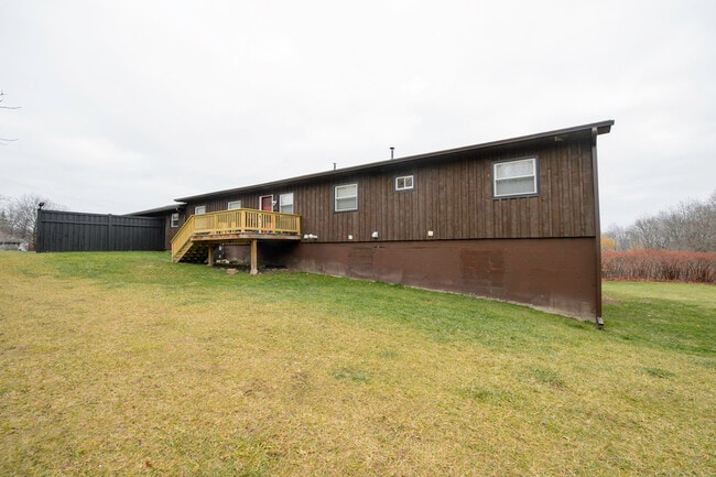 Photo - 4818 McDonald Rd Unit 3