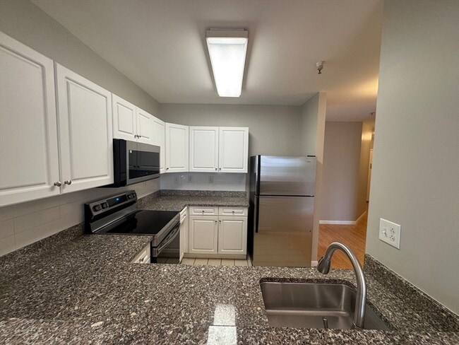 Photo - 1 Cityview Ln Unit 213
