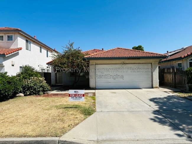 Building Photo - 4274 W Weldon Ave