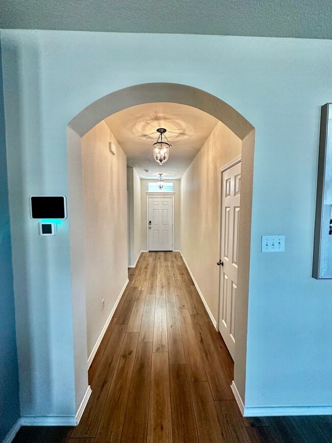 Photo - Cute & Cozy 3 Bdrm 2 Bath