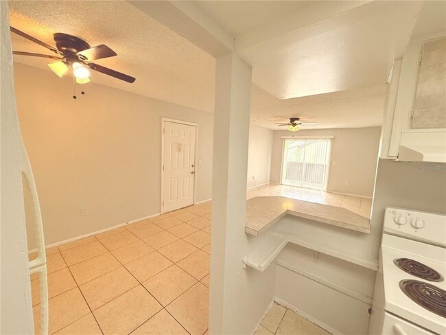 Photo - 910 Lake Destiny Rd Unit E