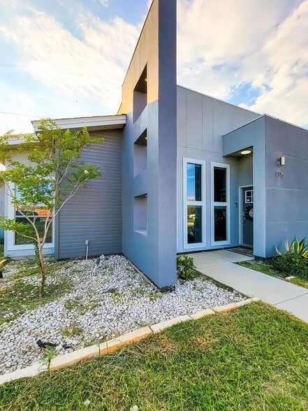 Photo - 2375 Oak Breeze Cir